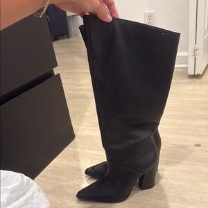 Jennifer Lopez Black Heeled Boots